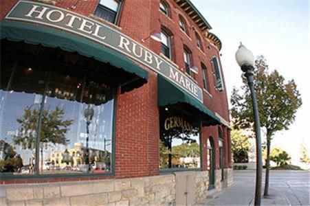 Hotel Ruby Marie Madison Exterior foto